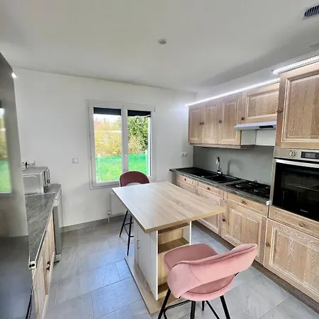 Des Passants Tourville-sur-Arques