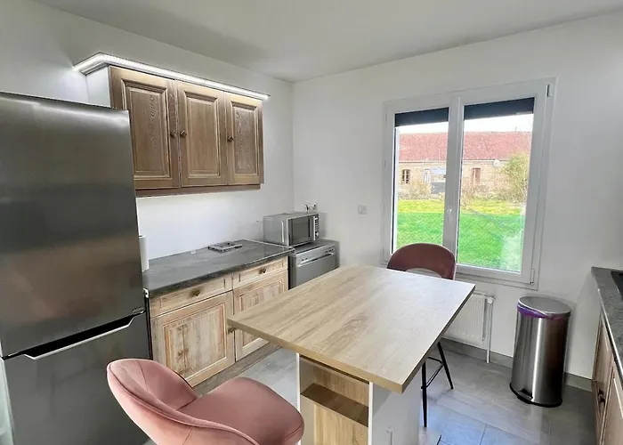 Des Passants Tourville-sur-Arques